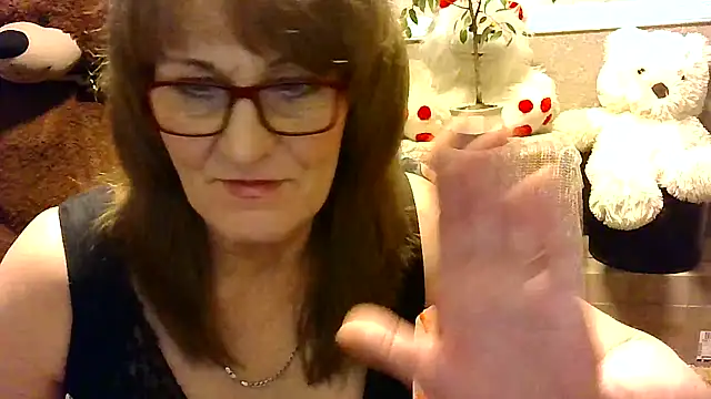 Snapshot of Manulyonok51 chatting on 09-22-25, 05:52 Manulyonok51 online show from 09-22-25, 05:52