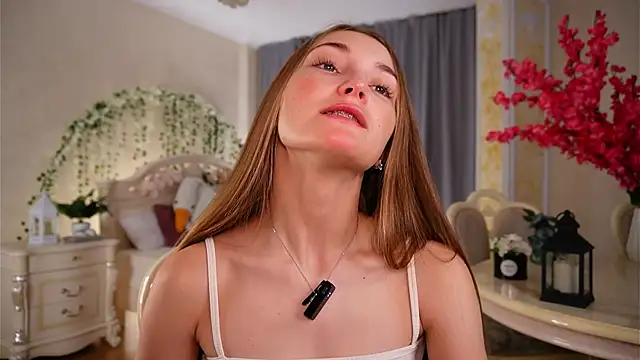 MonaEldon online show from 10-10-25, 02:12