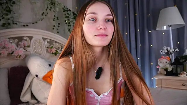 MonaEldon online show from 02-07-26, 02:41