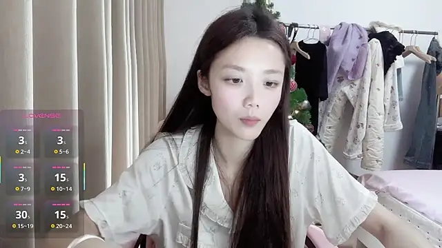 Snapshot of Puff-521 chatting on 05-24-26, 03:23 Puff-521 online show from 05-24-26, 03:23
