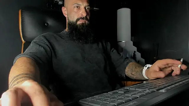 axxelrich  online show from 09-12-25, 04:40