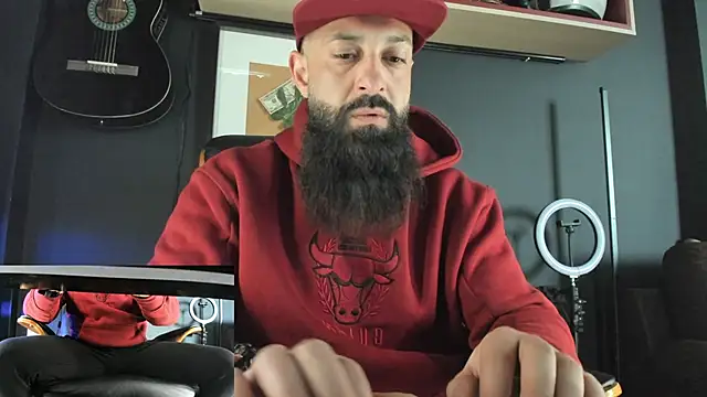 axxelrich  online show from 02-18-25, 08:49