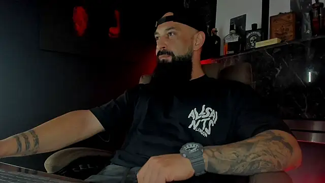 axxelrich  online show from 10-08-25, 05:46