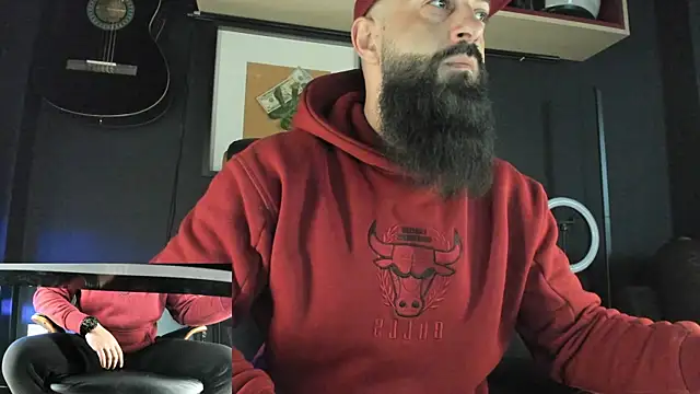 axxelrich  online show from 02-18-25, 05:42