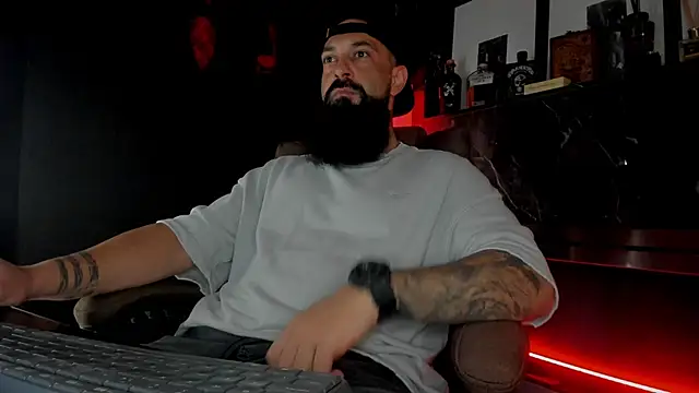 axxelrich  online show from 10-06-25, 04:24