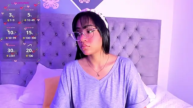 Snapshot of AriannaDavis chatting on 03-03-25, 08:32 AriannaDavis online show from 03-03-25, 08:32