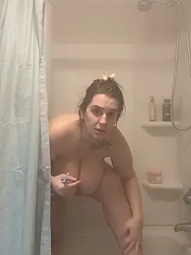 menaceswife online show from 02-20-25, 05:41