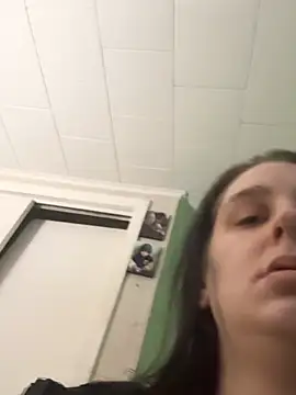 menaceswife online show from 02-25-25, 04:14