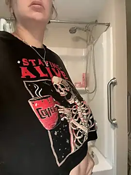 menaceswife online show from 03-10-25, 03:52