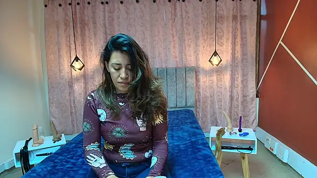 VioletaScott  online show from 09-20-25, 12:21