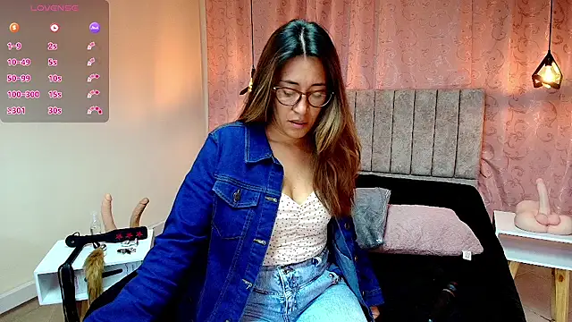 VioletaScott  online show from 03-13-25, 12:56