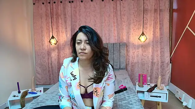 VioletaScott  online show from 11-12-25, 01:15