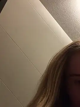 yourhornyslut online show from 02-26-25, 08:36