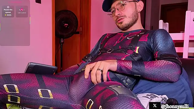 jhonny sulivan online show from 10-30-25, 04:04