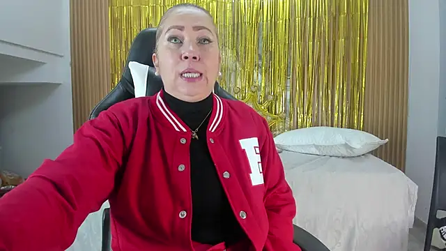 Danna topless online show from 10-16-25, 12:02