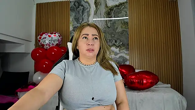 Danna topless online show from 03-10-25, 12:06