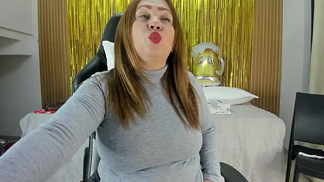 Danna topless online show from 10-20-25, 12:06