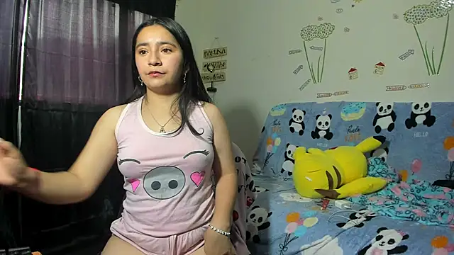 Snapshot of litle_mily_ chatting on 02-04-25, 10:13 litle mily online show from 02-04-25, 10:13