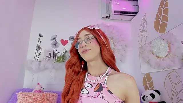 Ariadna Evangeline online show from 12-02-25, 05:20