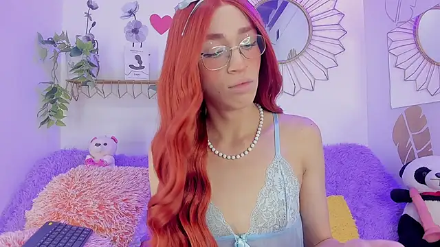 Ariadna Evangeline online show from 11-08-25, 06:17