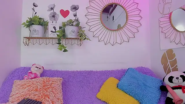 Ariadna Evangeline online show from 10-09-25, 05:41