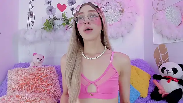 Ariadna Evangeline online show from 11-22-25, 06:34