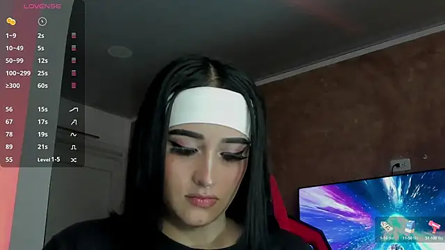 Charlotte greys online show from 12-07-24, 02:36