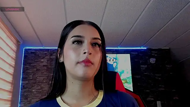 Charlotte greys online show from 01-07-26, 08:47