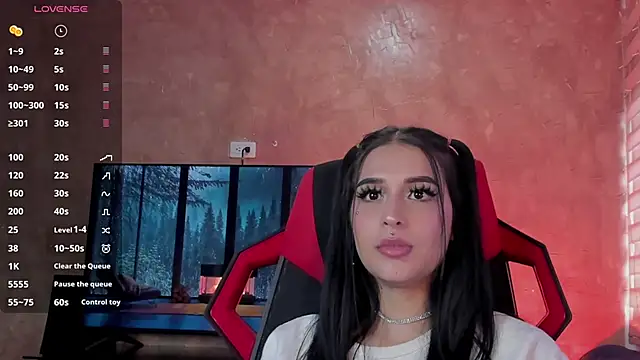 Charlotte greys online show from 02-17-25, 10:16