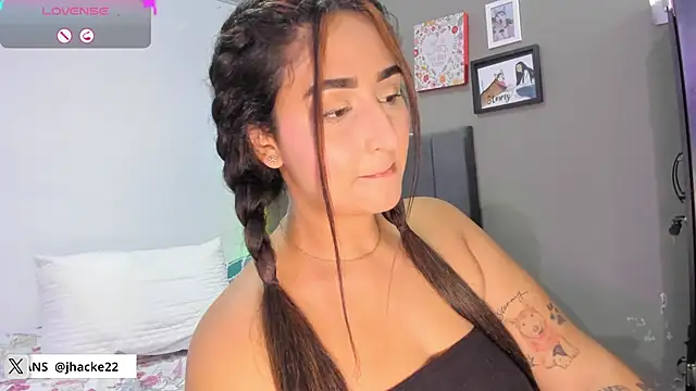 curvy jhacky online show from 01-29-25, 05:51