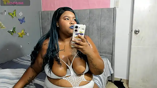 briyinabloom  online show from 02-25-25, 02:58