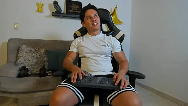 julian wallace online show from 11-19-25, 09:48