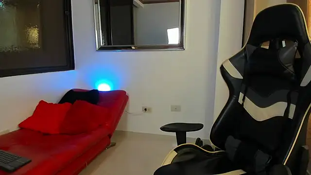 julian wallace online show from 03-06-26, 04:35