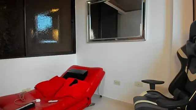 Snapshot of julian_wallace chatting on 02-22-26, 09:49 julian wallace online show from 02-22-26, 09:49