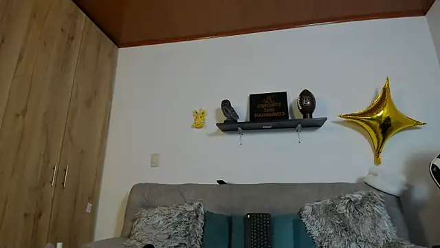 julian wallace online show from 11-15-25, 07:07