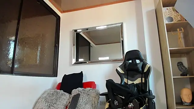 julian wallace online show from 04-10-26, 09:44