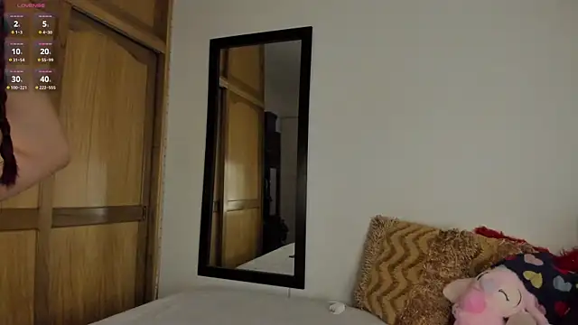 Lee Ash online show from 04-01-26, 01:19