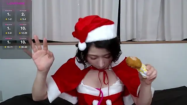 Snapshot of TsubakiKato chatting on 12-24-24, 11:06 TsubakiKato online show from 12-24-24, 11:06