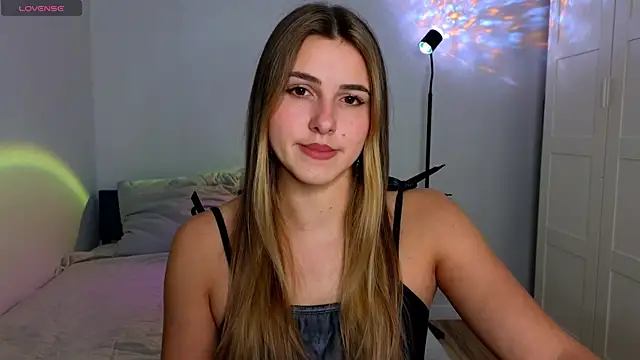 sophia euphoriaa online show from 10-28-25, 08:24