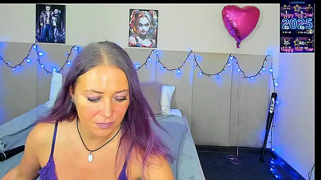 Snapshot of MuscleXXXBarbie chatting on 02-21-25, 08:05 MuscleXXXBarbie online show from 02-21-25, 08:05