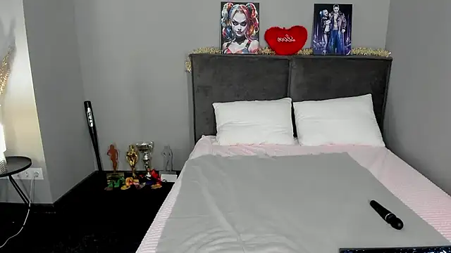 MuscleXXXBarbie online show from 02-20-26, 09:11