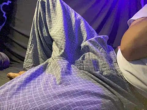 BigMac1596 online show from 10-19-25, 05:16