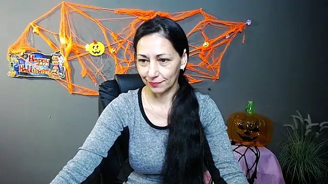 LiluGrants online show from 10-23-25, 06:06