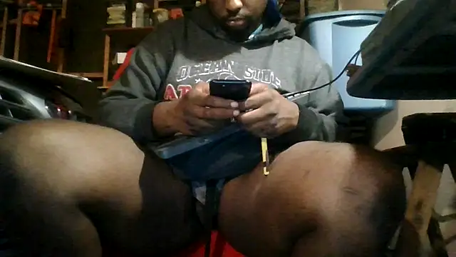 Snapshot of HBYAM chatting on 09-14-25, 12:27 HBYAM online show from 09-14-25, 12:27