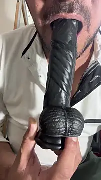 Hot budddy online show from 06-27-26, 07:31