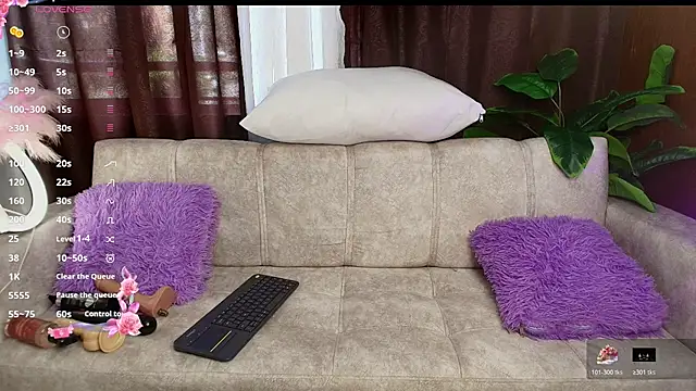 liaowen1 online show from 10-24-25, 03:22