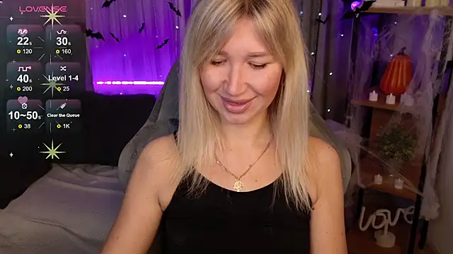 MilaBott online show from 10-22-25, 08:08