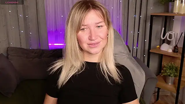 MilaBott online show from 09-28-25, 08:16