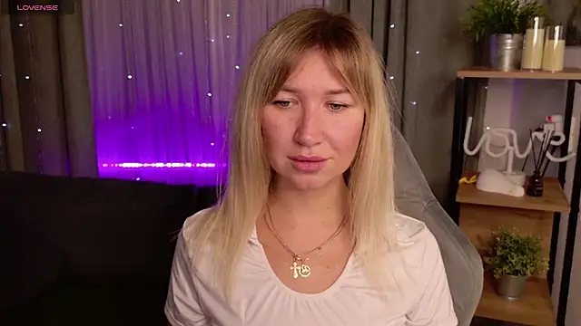 MilaBott online show from 09-26-25, 08:49