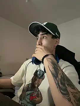 gojo satoru 18 online show from 03-30-26, 05:47